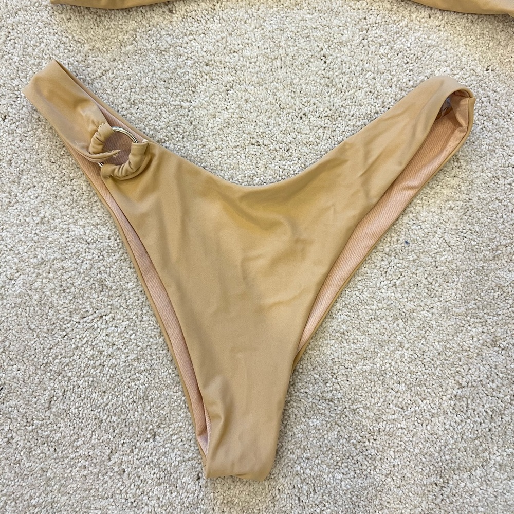 TAN BIKINI - Picture 4 of 6